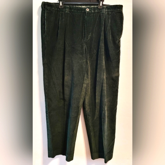 L.L.Bean Comfort Waist Dark Green Corduroy Big & Tall Wide Pants 42 - Picture 1 of 4